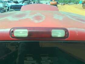 176.gm8m00 Chevrolet Truck Silvrdo15 2000 High Mounted Stop Light