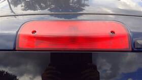 176.ch8d05 Dodge Truck High Mounted Stop Light 3rd Brake Assembly Fits 04-09 Durango Oem