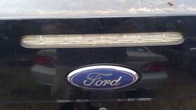 176.fd1f08 Ford High Mounted Stop Light 3rd Brake Sedan Fits 08-11 Focus Oem