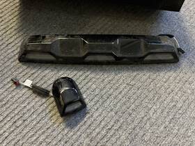 84685926 General Motors New Oem Gm Center Roof Clearance Lamp 20-25 Sierra Silverado 2500 3500