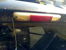 176.gm9b07 Gmc Truck High Mounted Stop Lamp Fits 2007 Canyon