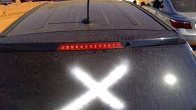 176.ki1113 Kia Sorento 2013 High Mounted Stop Light