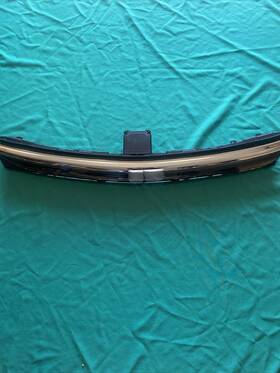A2979064700 Mercedes-benz Oem Eqs 580 Front Light Bar