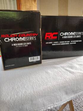 70804 Rough Country Chrome Series Set Of 4 Round Led Lights Inch New