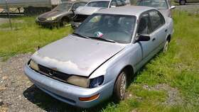 8197712120k0 Toyota High Mounted Stop Light Sedan Fits 93-97 Corolla