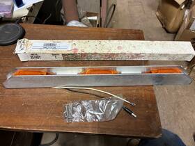 35740y Truck-lite New Trucklite 3 Amber Led Light Bar